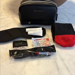 WANT LES ESSENTIELS Travel Kit